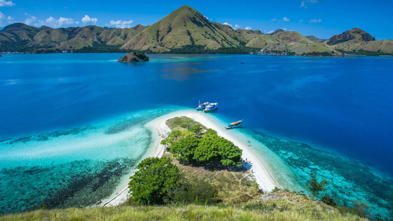 Komodo-Tour-From-Bali-2-Days-1-Night-By-Indonesia-Flores-Tour-Img8
